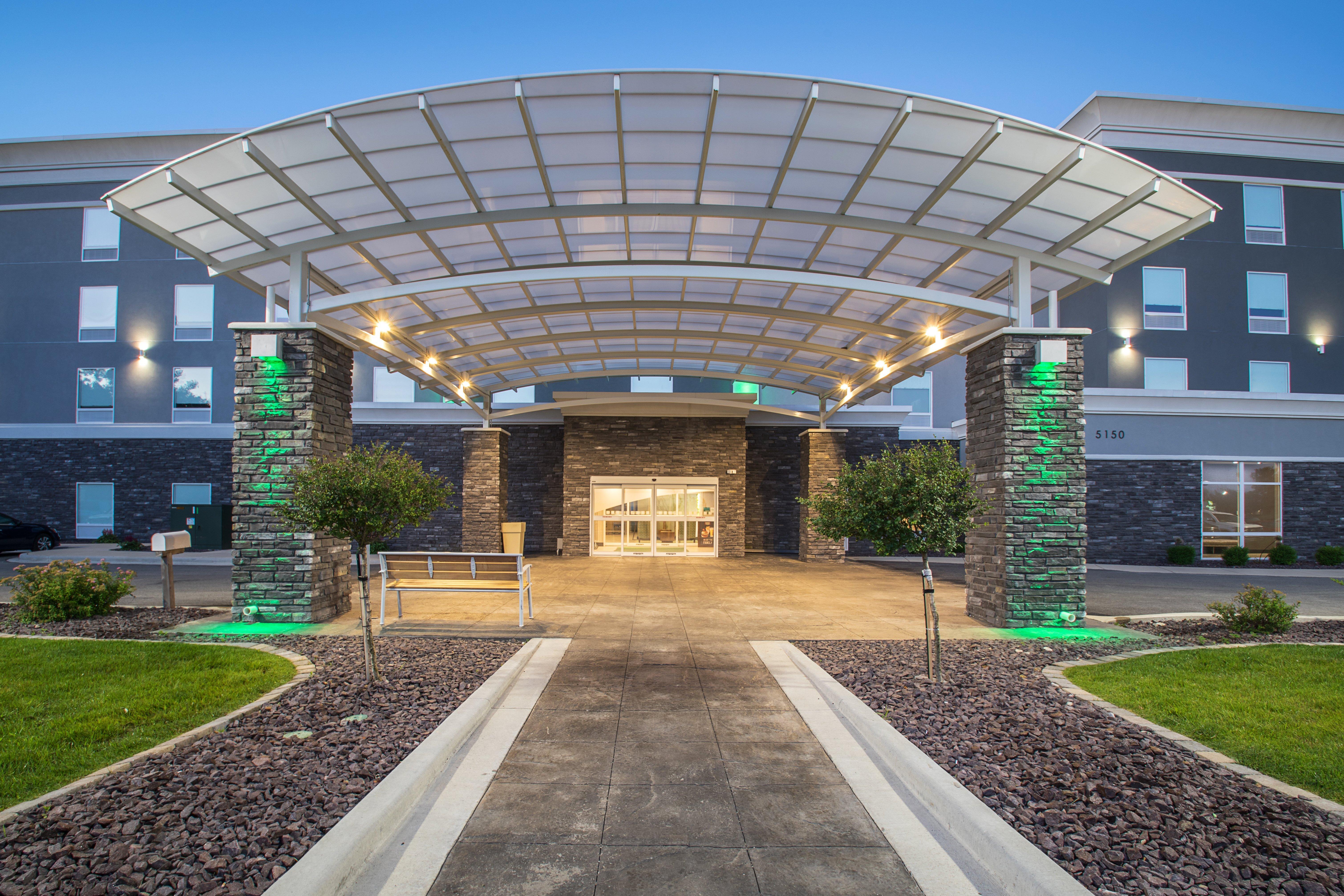 Holiday Inn & Suites Decatur-Forsyth By Ihg Esterno foto