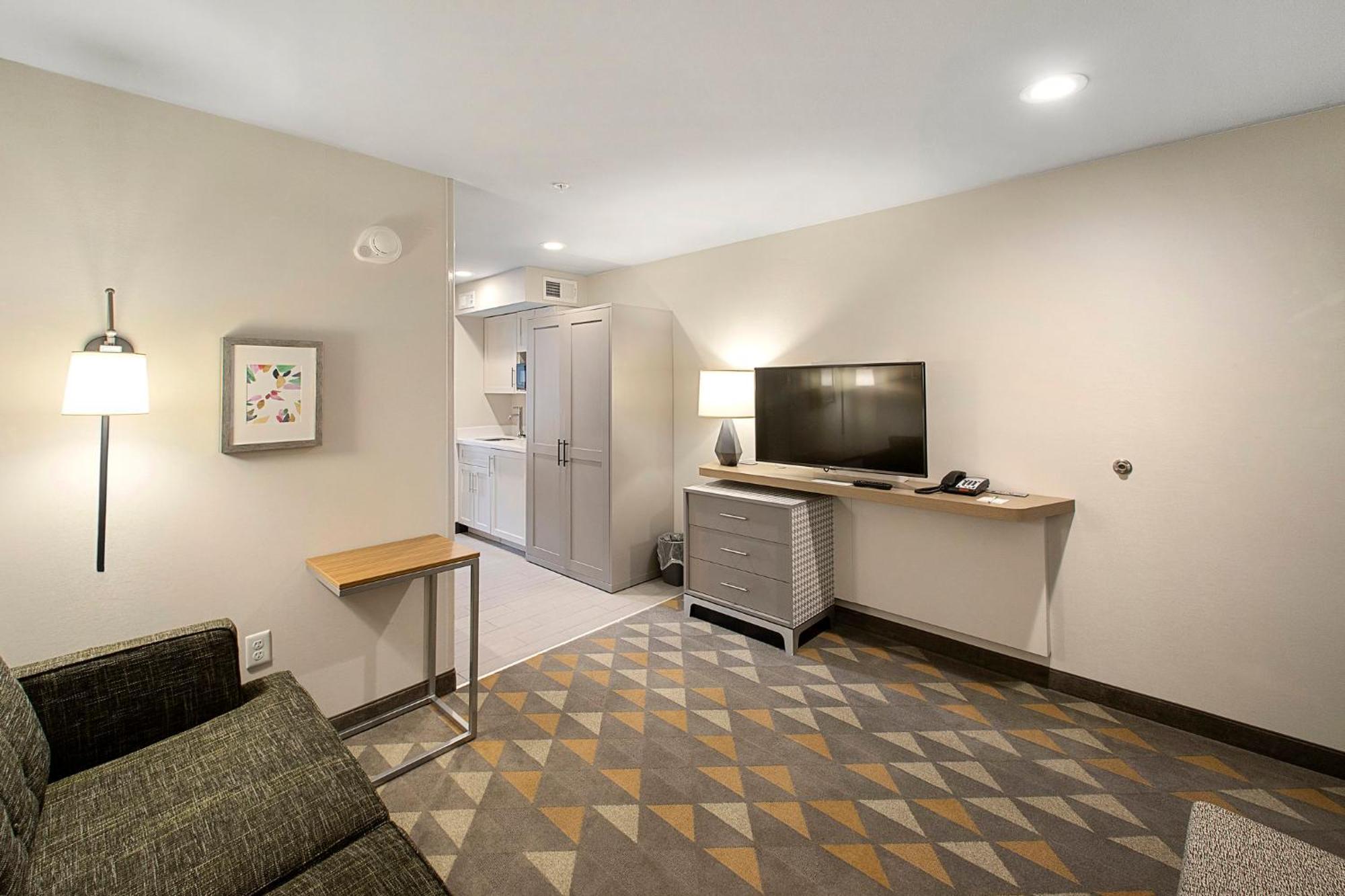 Holiday Inn & Suites Decatur-Forsyth By Ihg Esterno foto